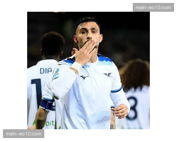 西汉姆联引进卡斯特利亚诺斯 薪资9134万英镑下进攻体系重构 西汉姆联引进卡斯特利亚诺斯 薪资9134万英镑下进攻体系重构